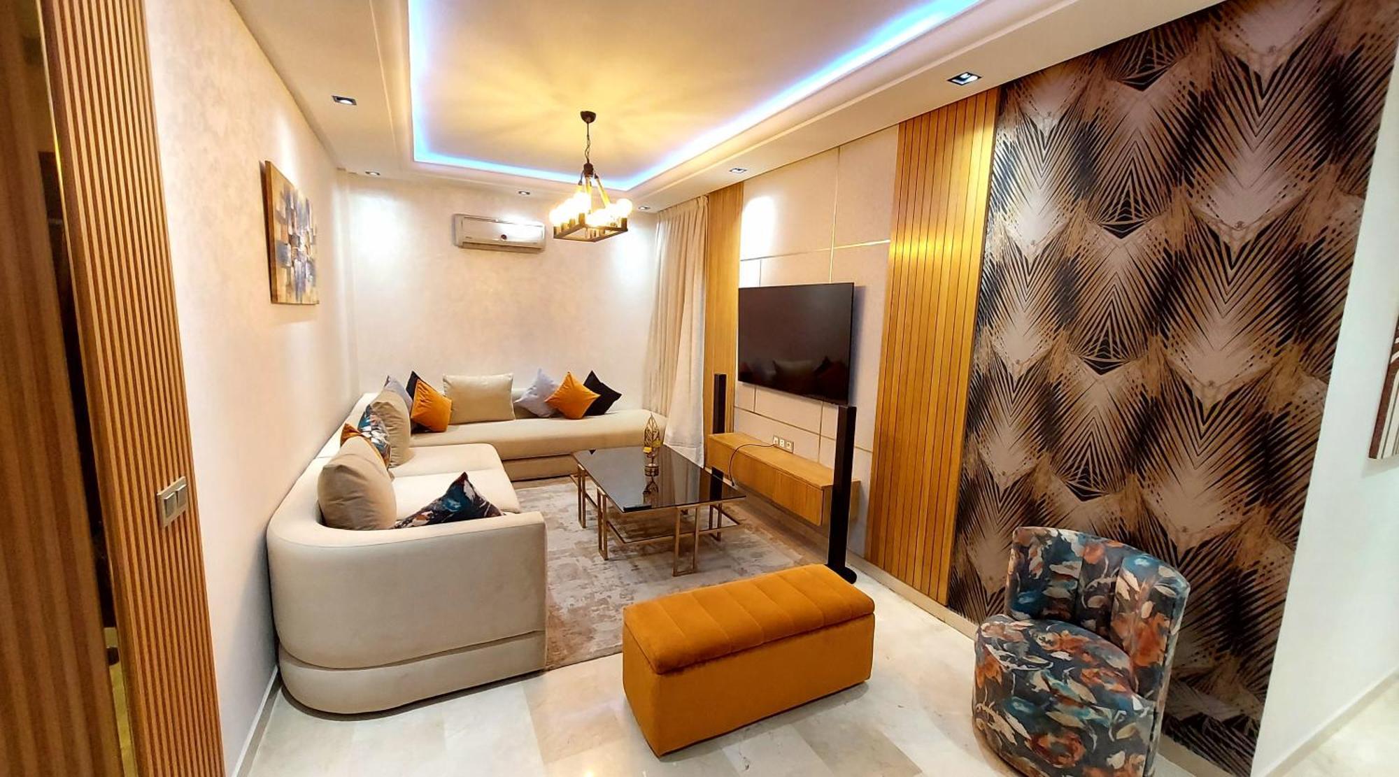 Luxury Downtown Apartment Of 80M2 In Front Of Hassan 2 Mosque And Sea From Family , Pour Famille , Interdit Couples Araabic Non Marie, Forbidden Unmarried Araabic Couples Basement Car Park 卡萨布兰卡 外观 照片