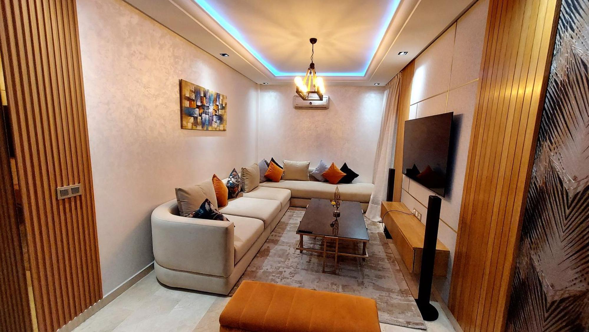 Luxury Downtown Apartment Of 80M2 In Front Of Hassan 2 Mosque And Sea From Family , Pour Famille , Interdit Couples Araabic Non Marie, Forbidden Unmarried Araabic Couples Basement Car Park 卡萨布兰卡 外观 照片